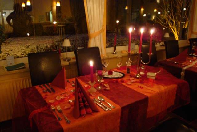 candle light dinner