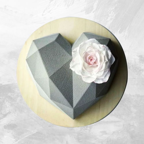 rose pinata cake