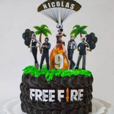 freefire birthday cake