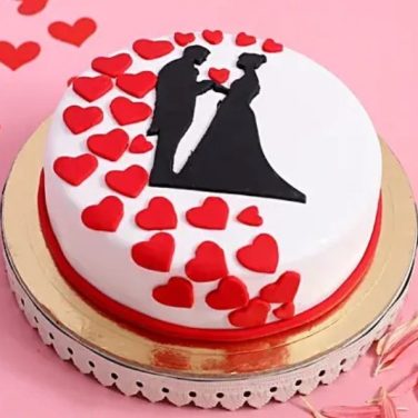 couple anniversary cake