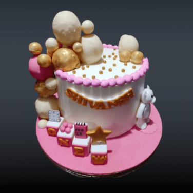 baby bear balloon cake