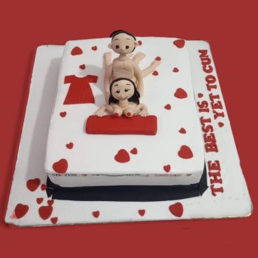 Naughty Couple Cake